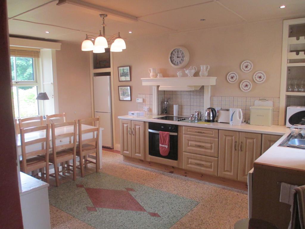 Tralia Farmhouse Self Catering Farranfore Phòng bức ảnh
